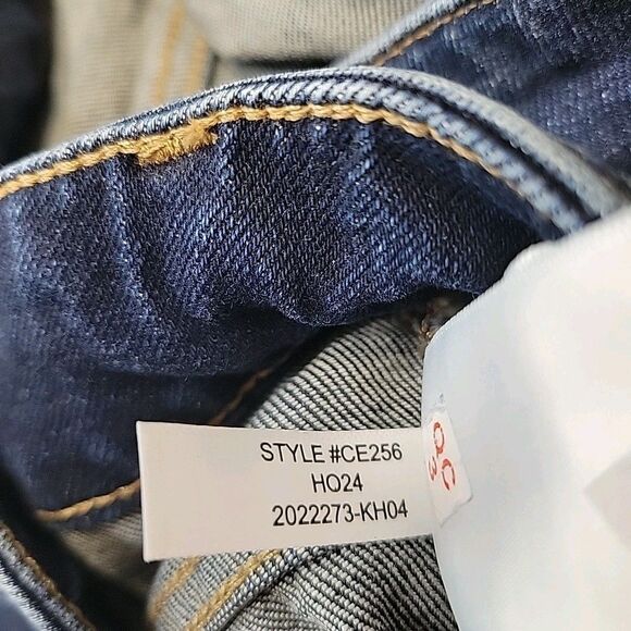 J. Crew Womens Jeans Petite Curvy Essential Straight Measures 36x24 - Picture 9 of 9